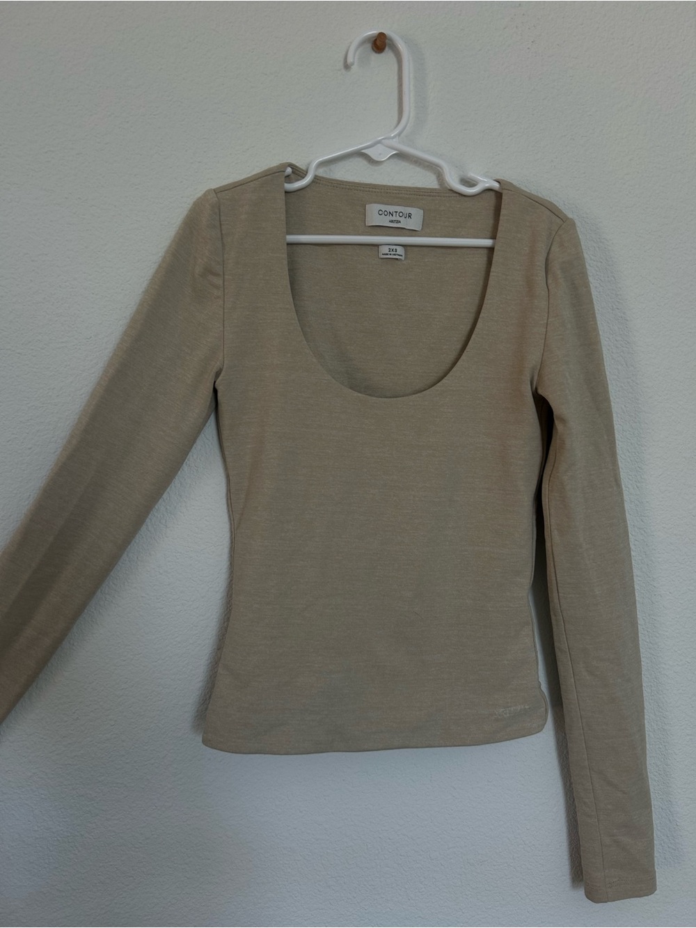 Aritzia Contour Long Sleeve Scoop Neck Top - Beige